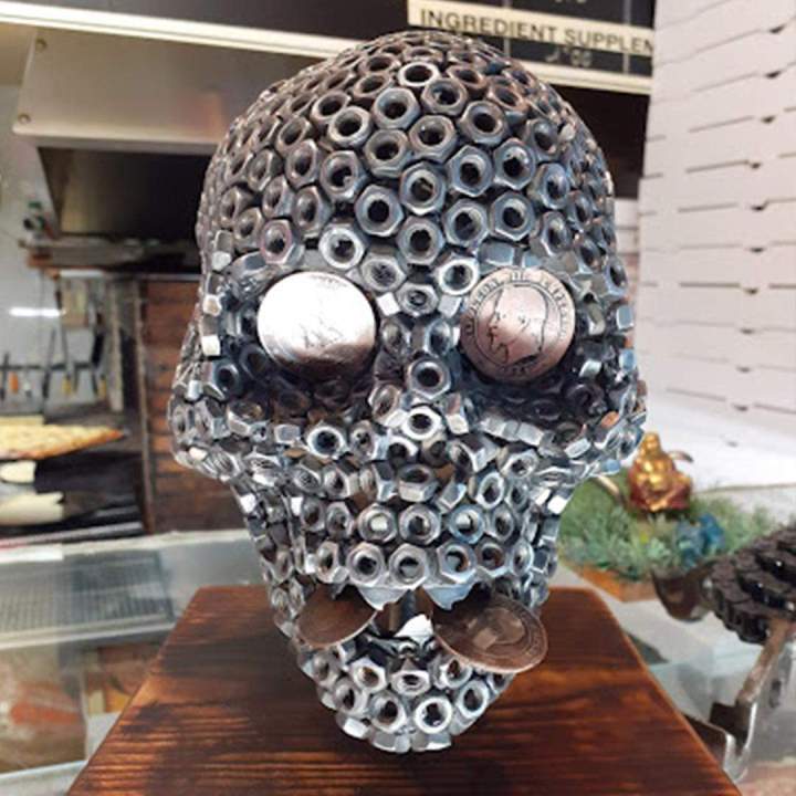 Sculpture de crâne Albi